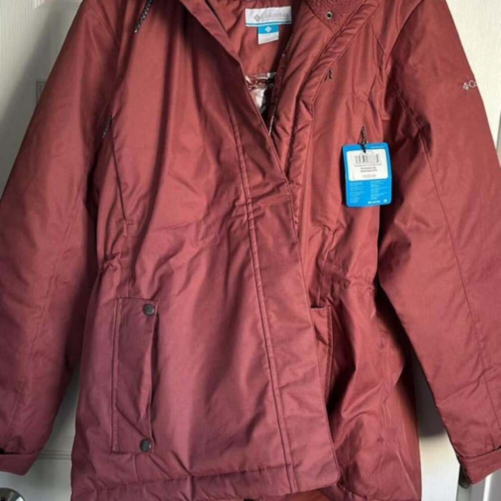 Columbia Sportswear Women's Burgundy and Red Jacket